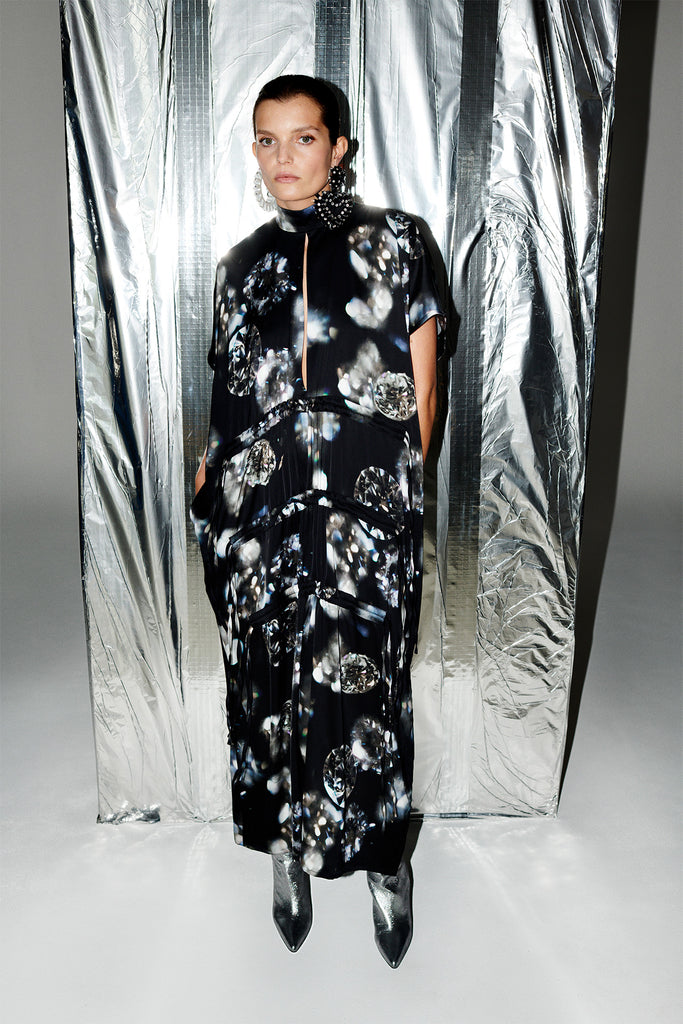 FRENKEN FASHION SPRING SUMMER 2023: NEW COLLECTION full of unique statement wear. Designed in The Nederlands and made in Europe. Free Shipping to E.U.
