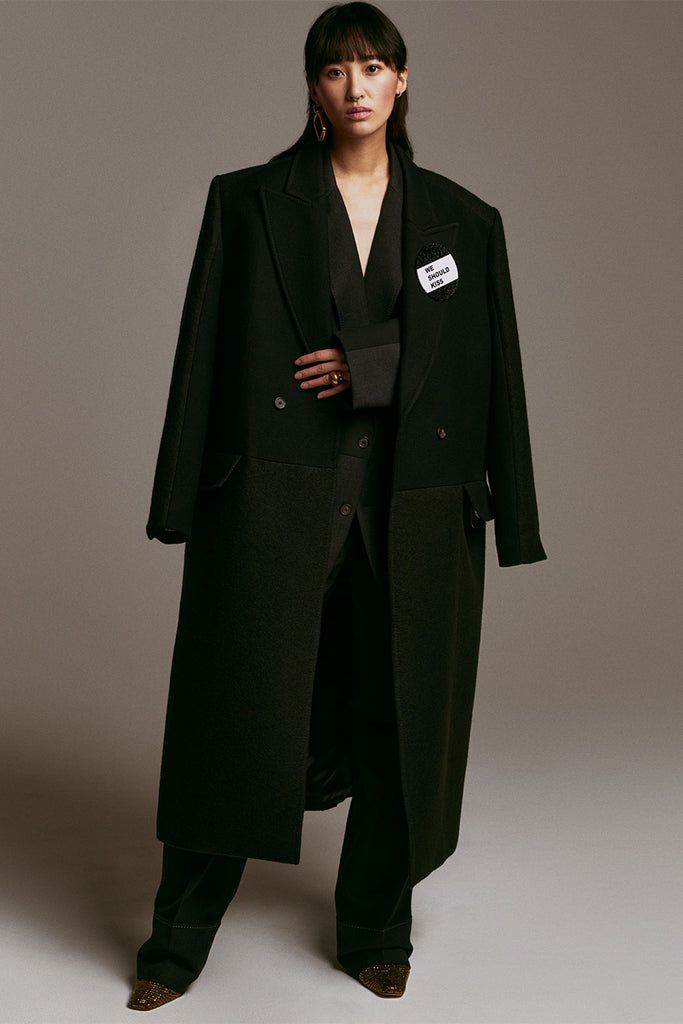 FRENKEN FASHION AUTUMN WINTER 2024: NEW COLLECTION full of unique statement coats and jackets. Designed in The Nederlands and made in Europe. Free Shipping to E.U.