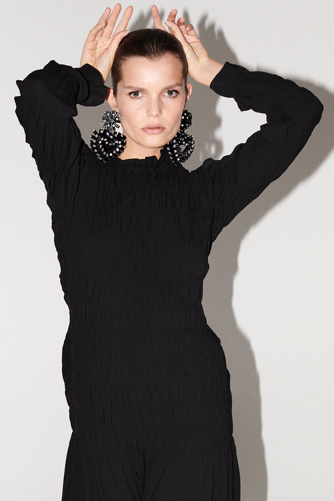 FRENKEN FASHION SPRING SUMMER 2023: NEW COLLECTION full of unique statement tops and shirts. Designed in The Nederlands and made in Europe. Free Shipping to E.U.
