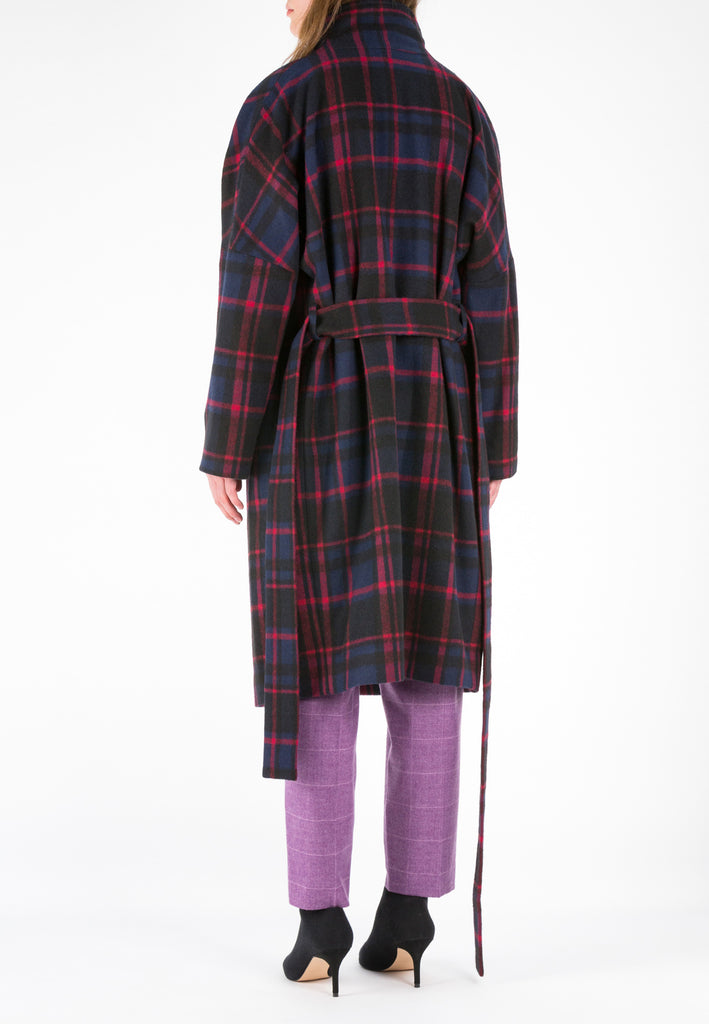 Fluster coat, red check color. Cozy warm wrap coat in a modern cut egg shape. 