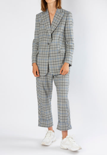 Pattern | Blazer | Black & Grey Check. Classic tailored blazer made in Portugal from checked wool-blend. Team yours with the coordinating pants MOTIF and pumps or sneakers for a laid back feel.