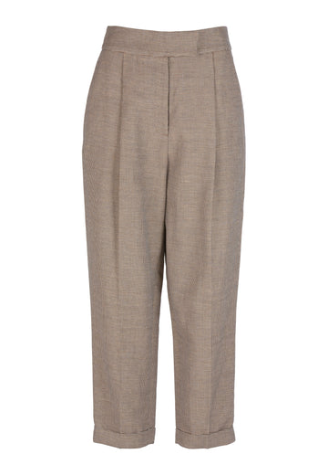 Weel | Trouser | Sand Check. Mixing classic with trendy, this tailored pant is made of a cotton-linen blend with a micro-motif in hearth shades, With a slouchy fit, Weel has front pleats and side pockets, inspired by traditional men tailoring. Wear it with an oversized shirt or a basic t-shirt for the effortlessly cool look!