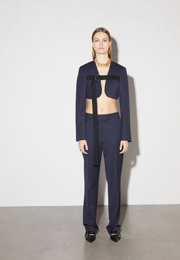 The classic suiting pant is back. This is a must-have in everyone's wardrobe. Mid-rise, regular fitting, and front creases with concealed fly-front. Story is made with a wool blend, with a hint of stretch for added comfort. This is the style you will wear during the seasons to come. Also available in Dark Brown.