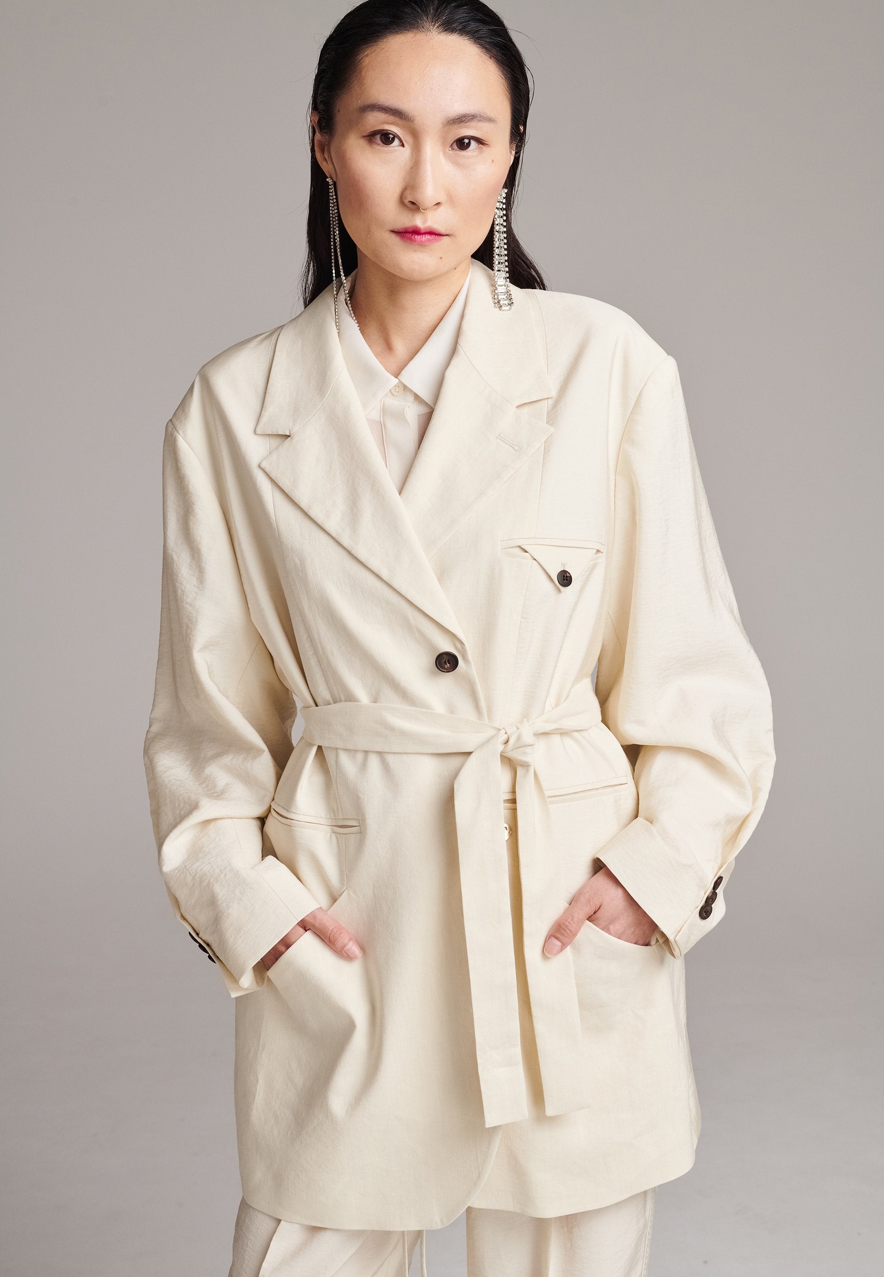 Crush Insideout Oversized Blazer Off White – FRENKEN