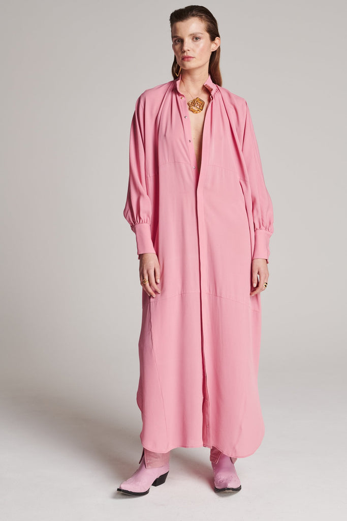 Silk maxi shirt-dress. Features turtleneck, snap buttons and adjustable cuffs. Fits oversized.