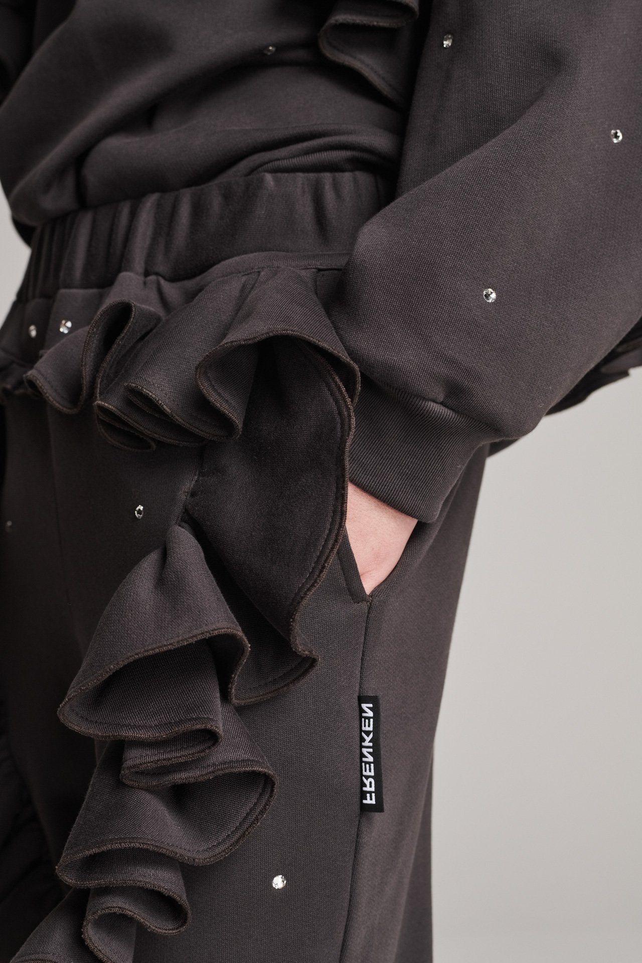 Ruffle Pants Dark Brown Swarovski – FRENKEN