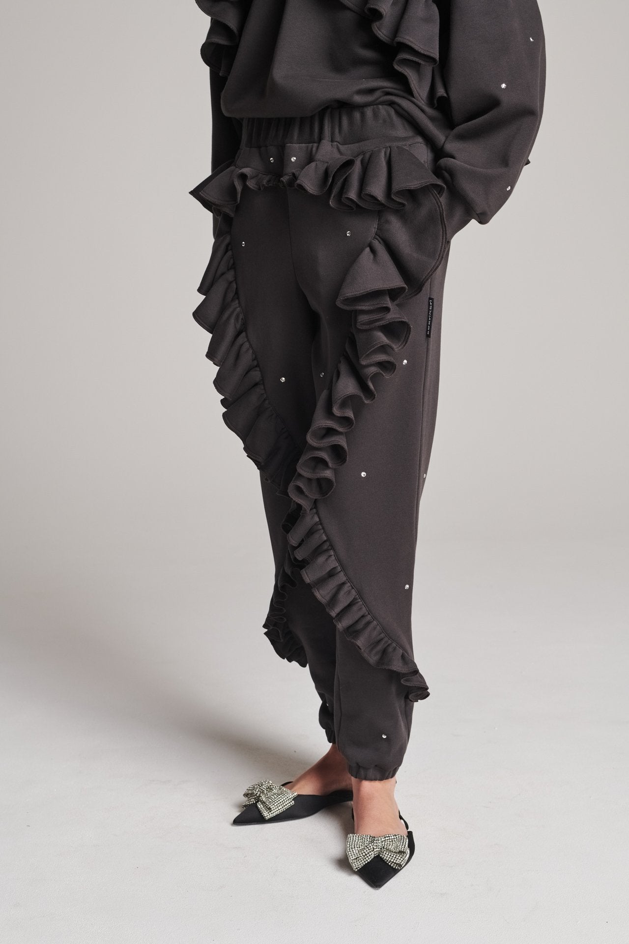 Ruffle Pants Dark Brown Swarovski – FRENKEN